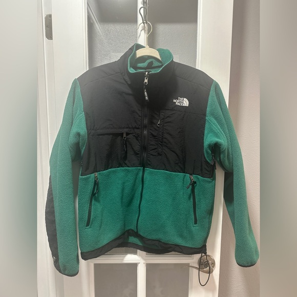 The North Face Men’s Retro Denali Jacket - Picture 2 of 8